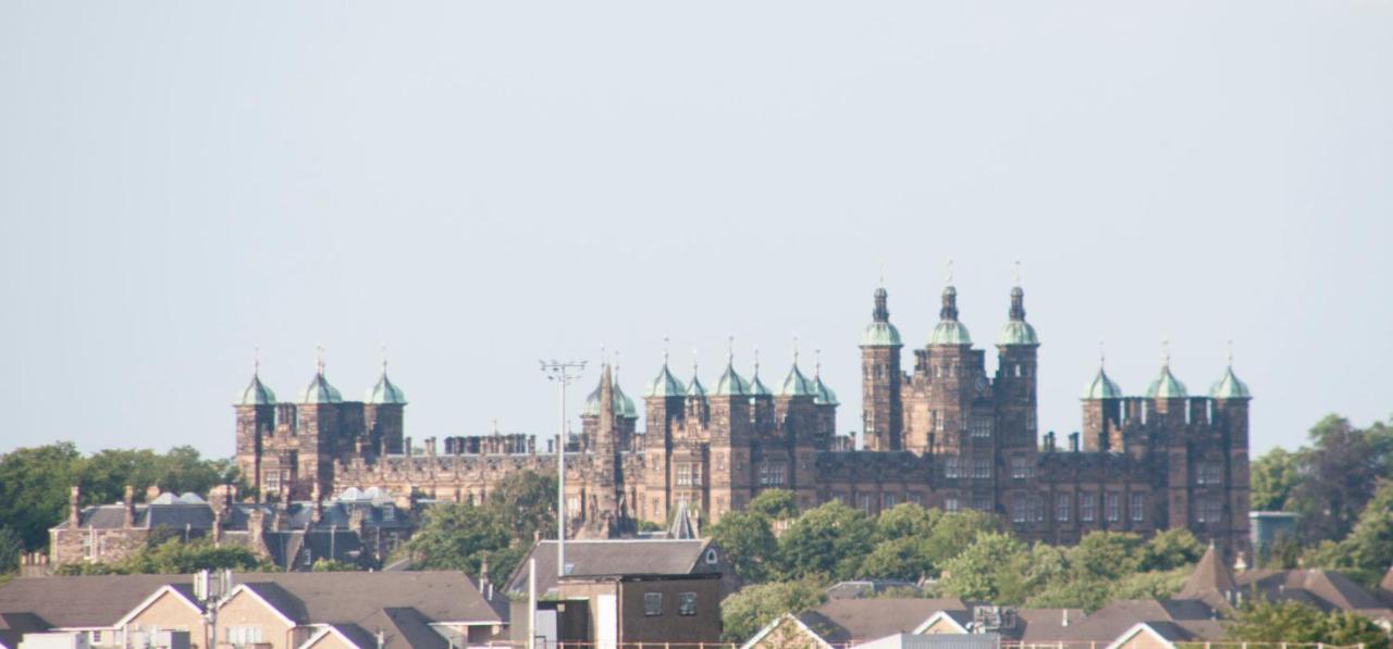 Stunning Castle View EDI